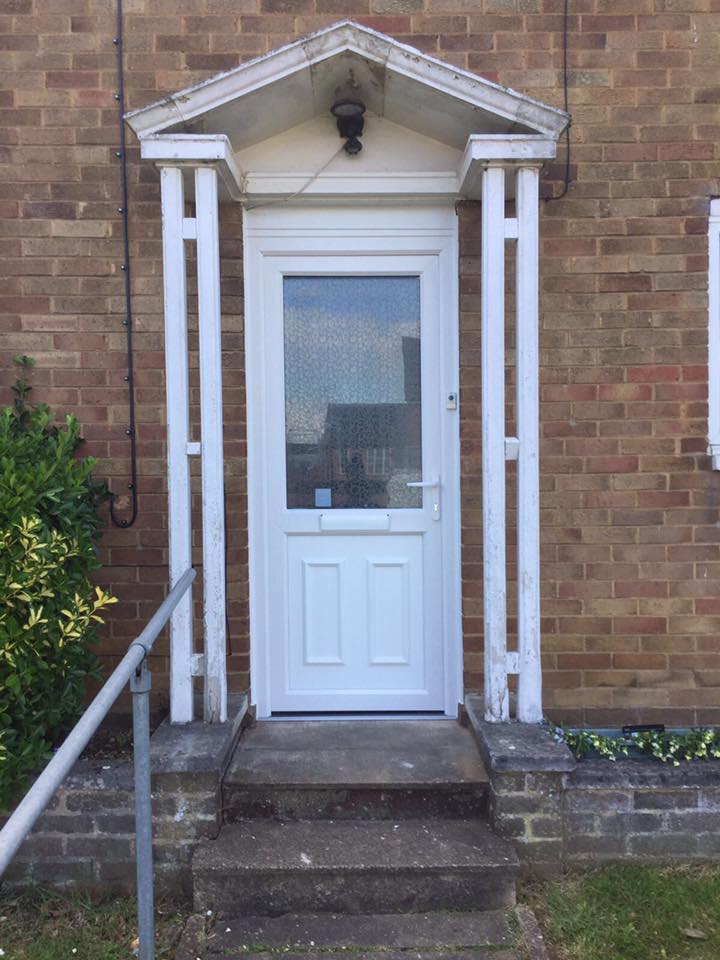 Elderly lady previous front door wouldn't open it had total lock failure (door was 20 + years old) our highly skilled staff manufactured and installed a new white uPVC door within 4 days